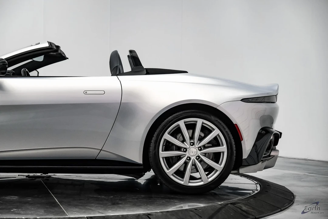 2021 Aston Martin V8 Vantage (2019+) - Image 11 of 12