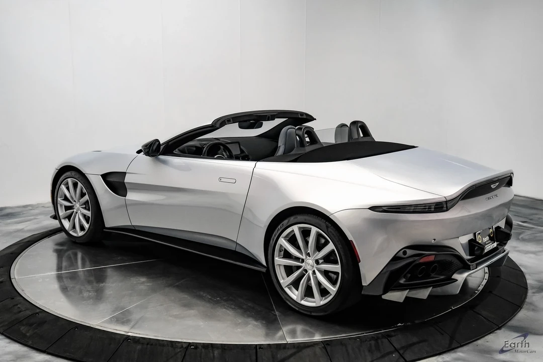 2021 Aston Martin V8 Vantage (2019+) - Image 15 of 21