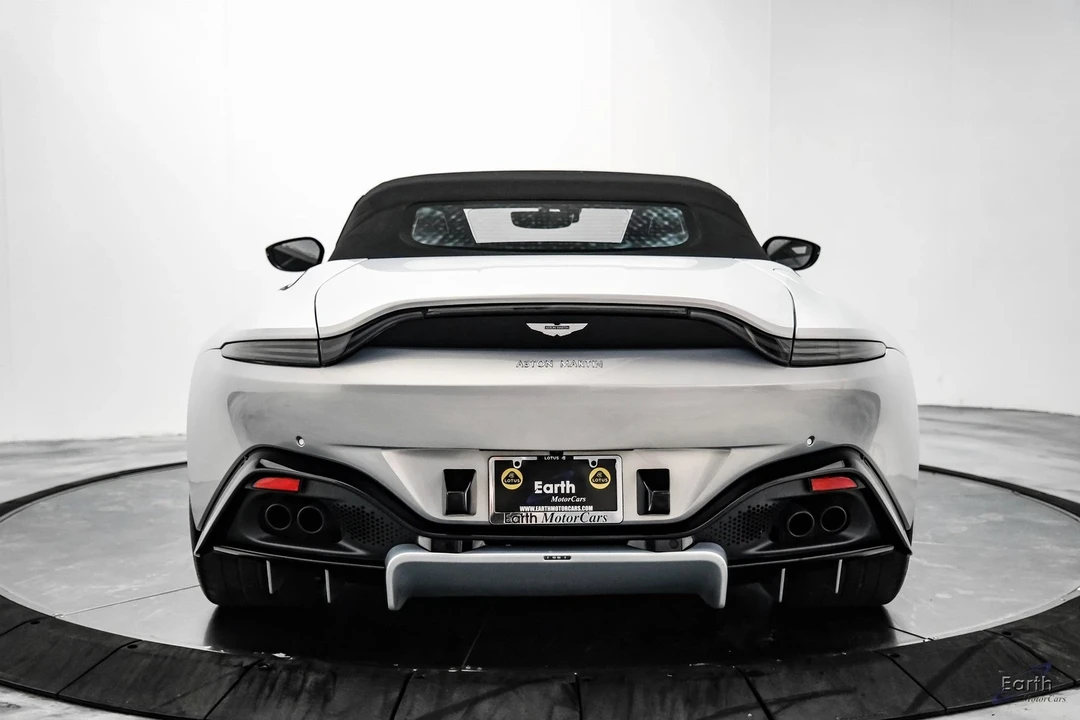 2021 Aston Martin V8 Vantage (2019+) - Image 17 of 21