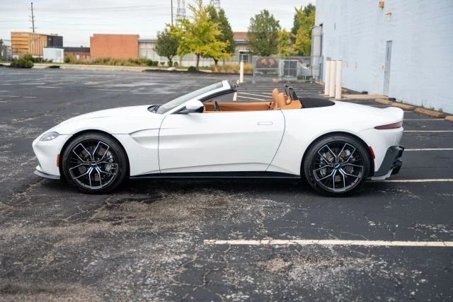 2021 Aston Martin V8 Vantage (2019+) - Image 20 of 21