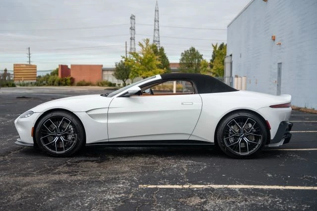 2021 Aston Martin V8 Vantage (2019+) - Image 12 of 21
