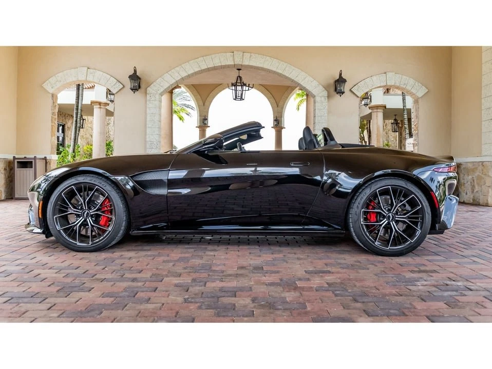 2021 Aston Martin V8 Vantage (2019+) - Image 8 of 20