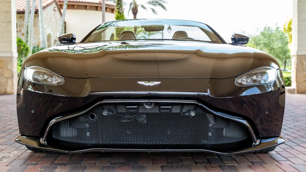 2021 Aston Martin V8 Vantage (2019+) - Image 18 of 31