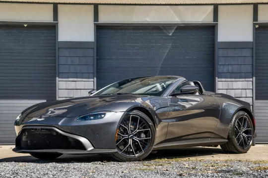 2021 Aston Martin Vantage Roadster