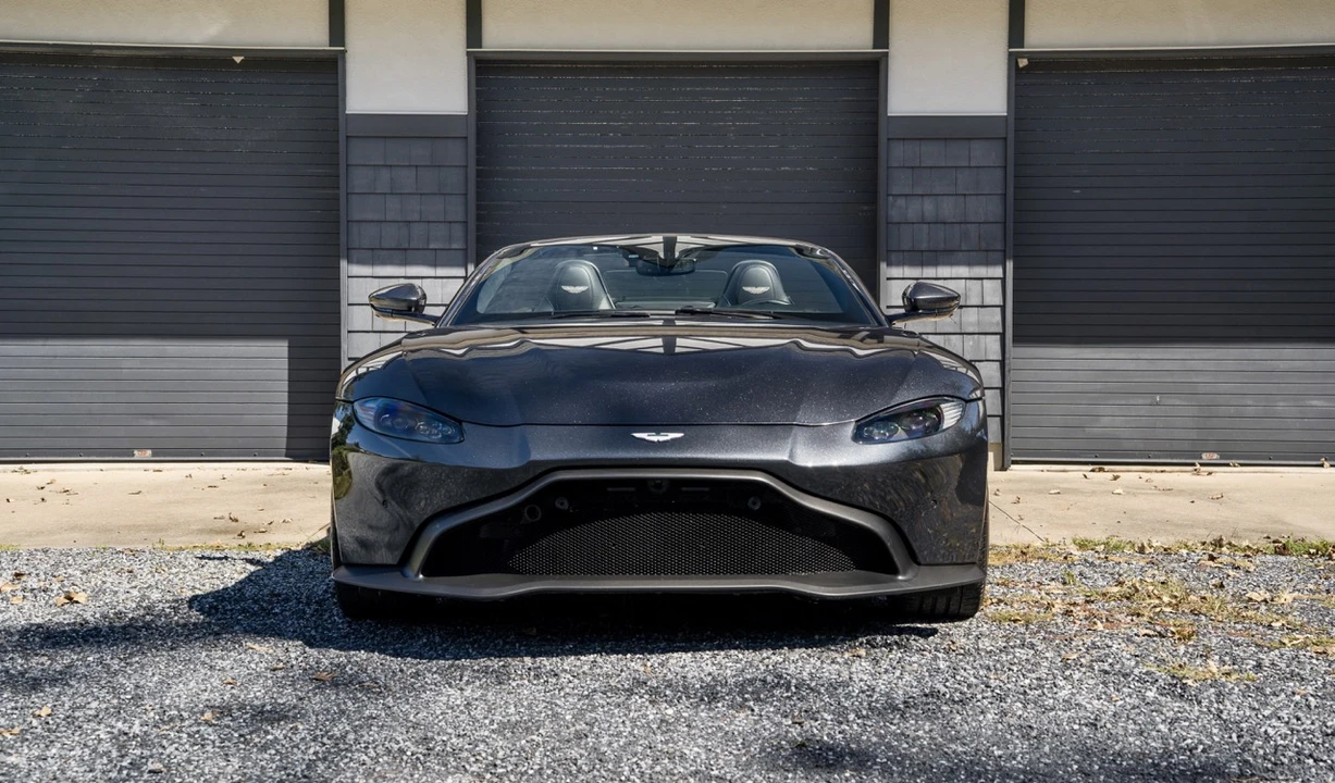 2021 Aston Martin V8 Vantage (2019+) - Image 17 of 31