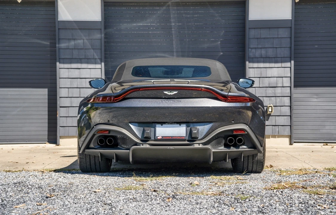 2021 Aston Martin V8 Vantage (2019+) - Image 5 of 31