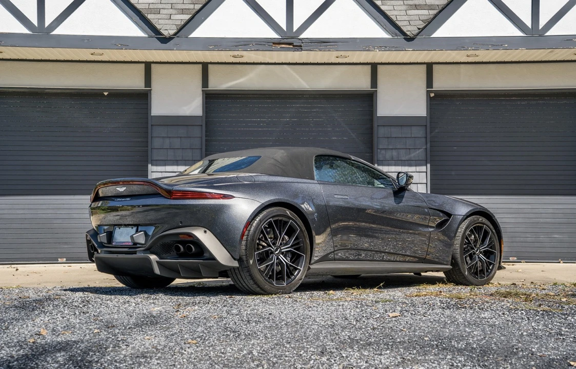2021 Aston Martin V8 Vantage (2019+) - Image 6 of 31