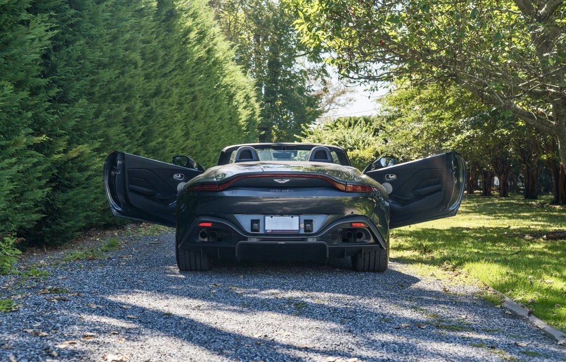 2021 Aston Martin V8 Vantage (2019+) - Image 20 of 31