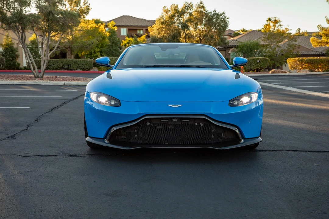 2021 Aston Martin V8 Vantage (2019+) - Image 11 of 31