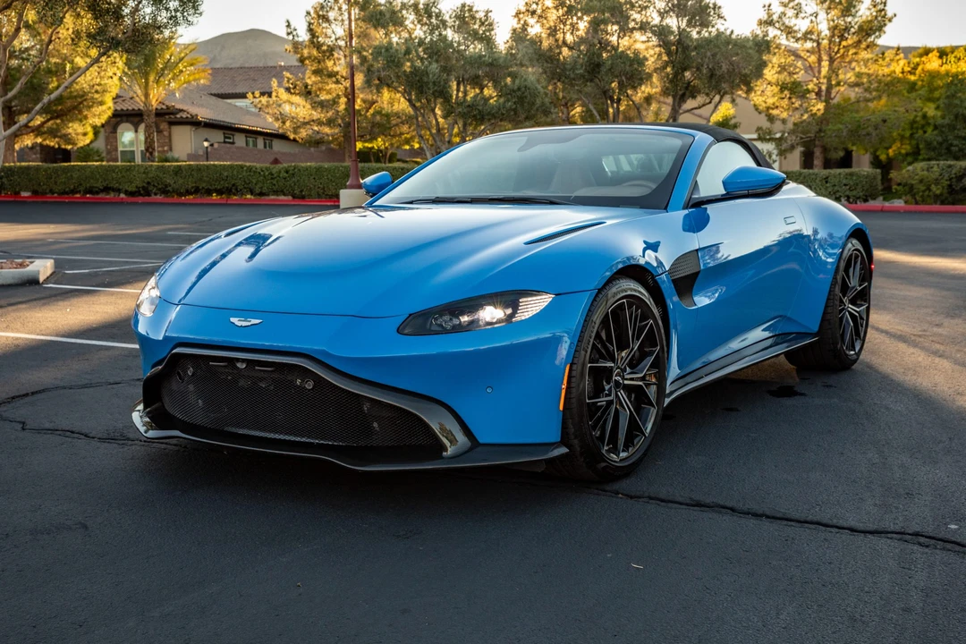 2021 Aston Martin V8 Vantage (2019+) - Image 12 of 31