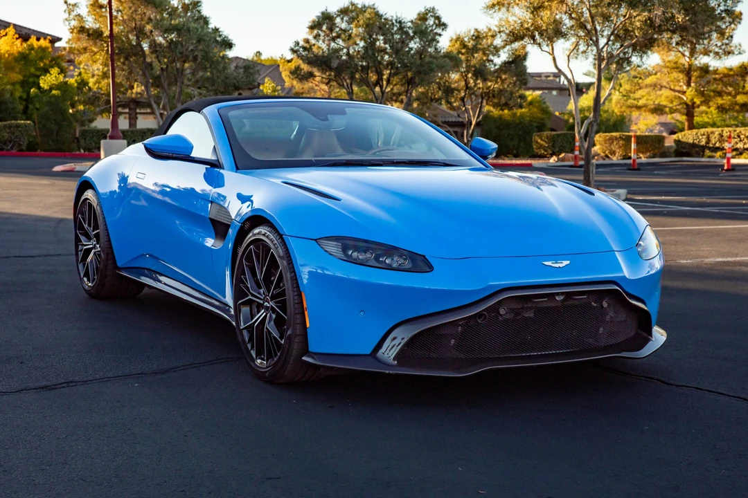 2021 Aston Martin V8 Vantage (2019+) - Image 10 of 31