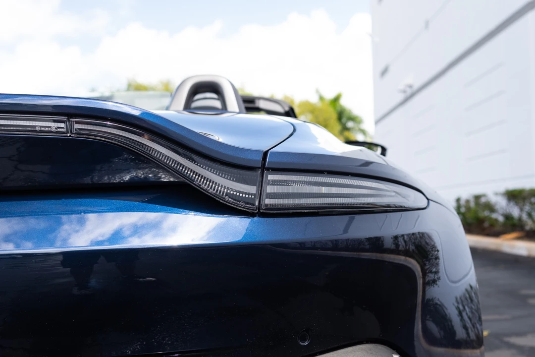 2021 Aston Martin V8 Vantage (2019+) - Image 17 of 31