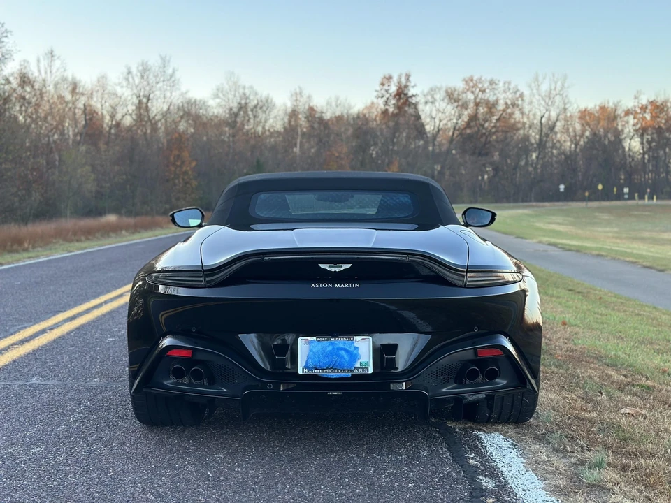 2021 Aston Martin V8 Vantage (2019+) - Image 29 of 31