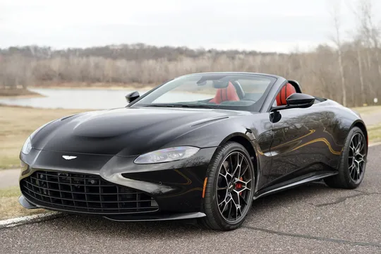 2021 Aston Martin V8 Vantage (2019+) - Image 3 of 31