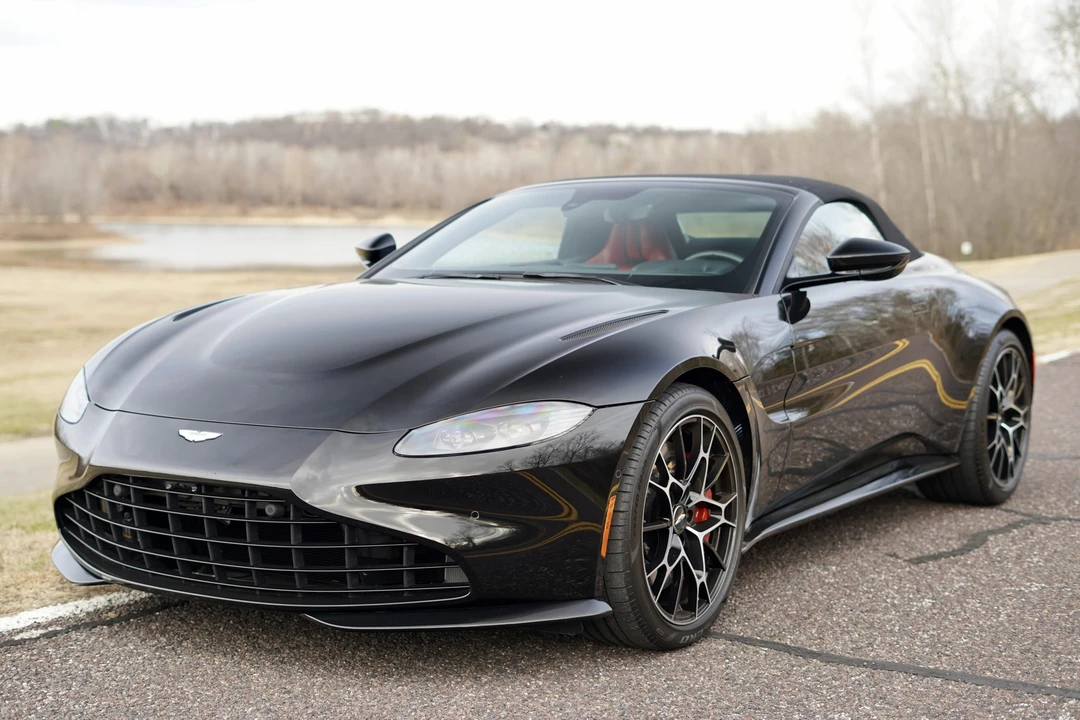 2021 Aston Martin V8 Vantage (2019+) - Image 21 of 31