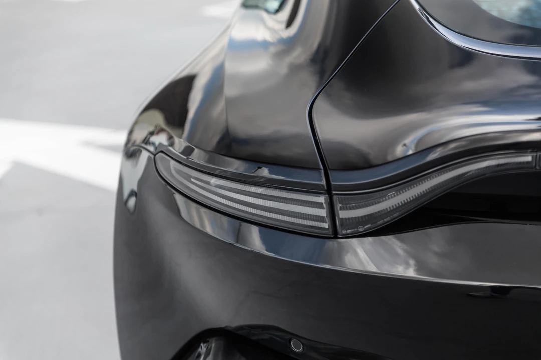 2021 Aston Martin V8 Vantage (2019+) - Image 30 of 31