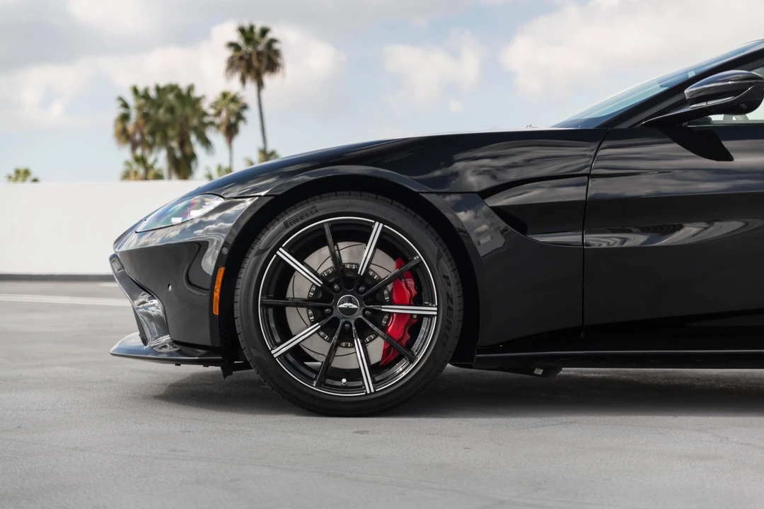 2021 Aston Martin V8 Vantage (2019+) - Image 20 of 31