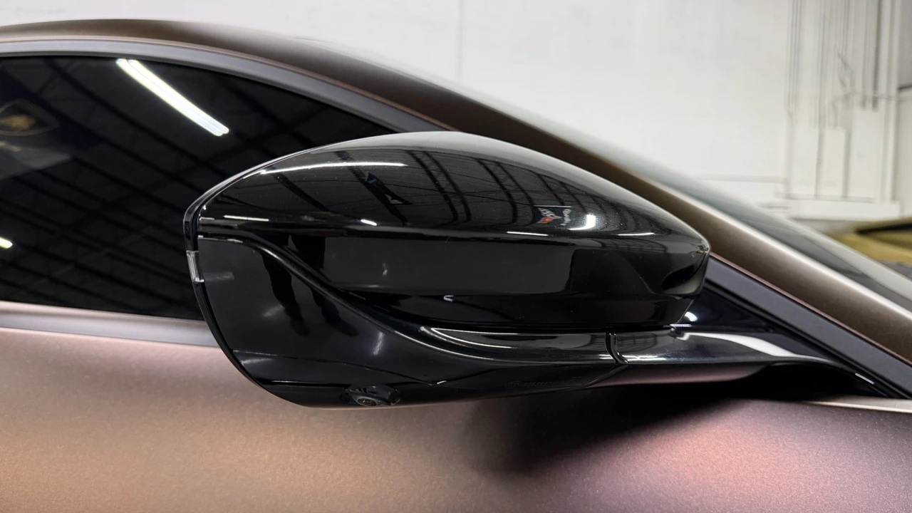 2021 Aston Martin V8 Vantage (2019+) - Image 6 of 21