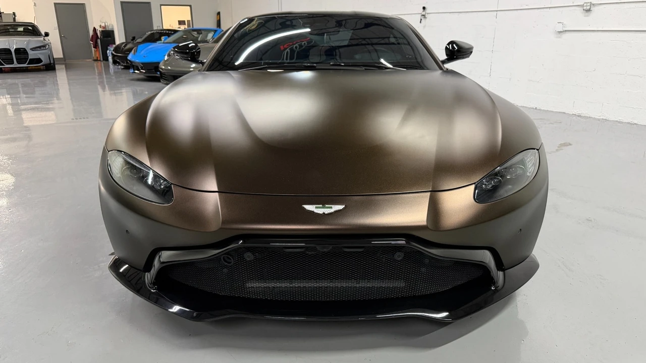 2021 Aston Martin V8 Vantage (2019+) - Image 29 of 31
