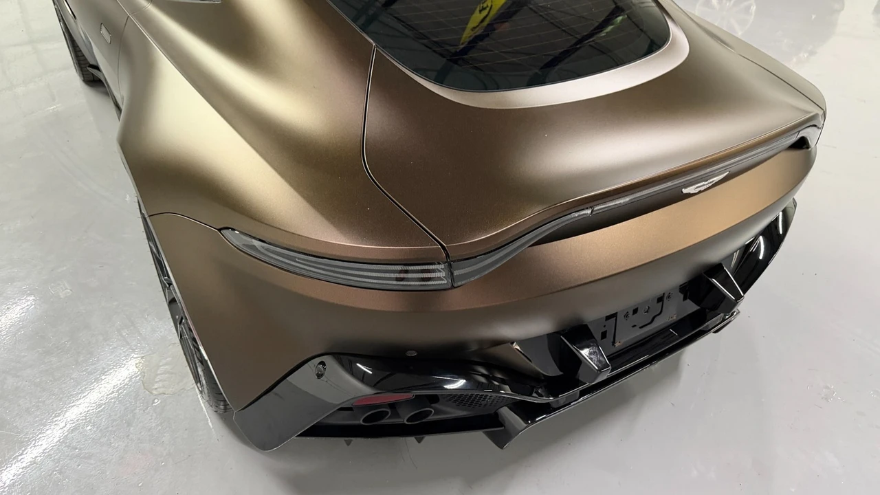 2021 Aston Martin V8 Vantage (2019+) - Image 17 of 21