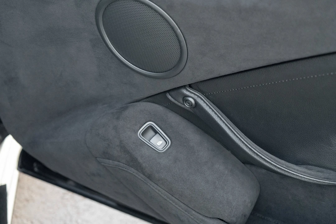 2021 Aston Martin V8 Vantage (2019+) - Image 24 of 31