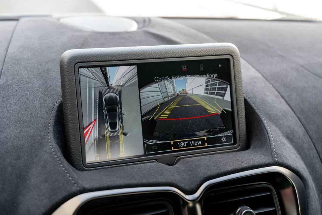 2021 Aston Martin V8 Vantage (2019+) - Image 15 of 31