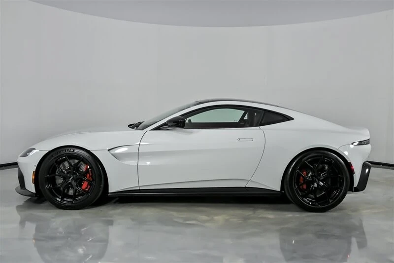 2021 Aston Martin V8 Vantage (2019+) - Image 8 of 12