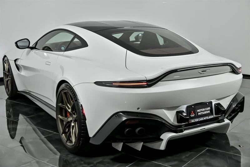 2021 Aston Martin V8 Vantage (2019+) - Image 9 of 12