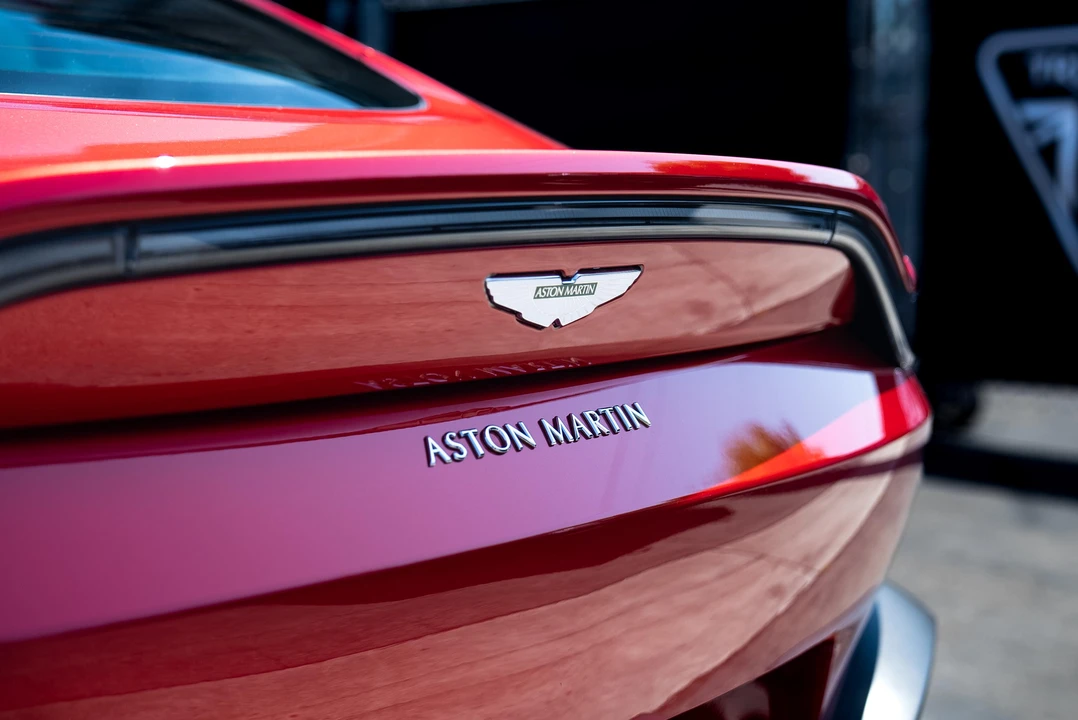 2021 Aston Martin V8 Vantage (2019+) - Image 30 of 31