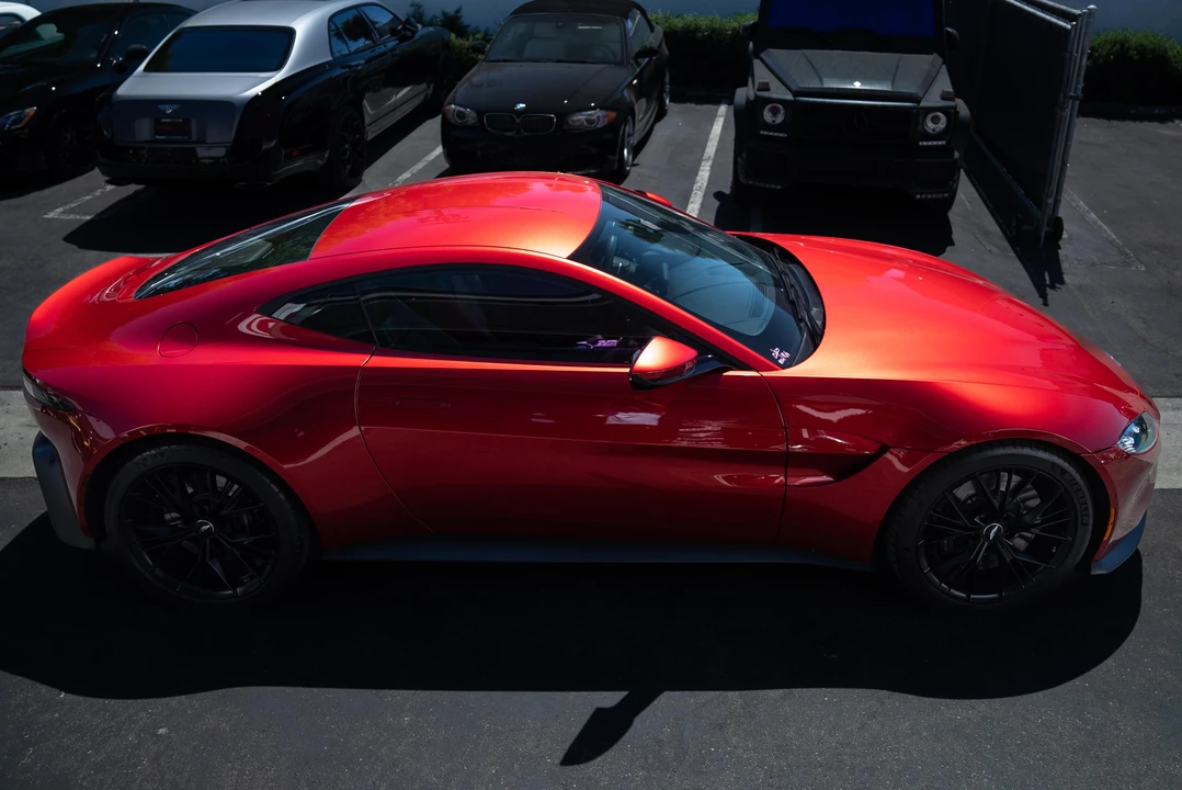 2021 Aston Martin V8 Vantage (2019+) - Image 14 of 31