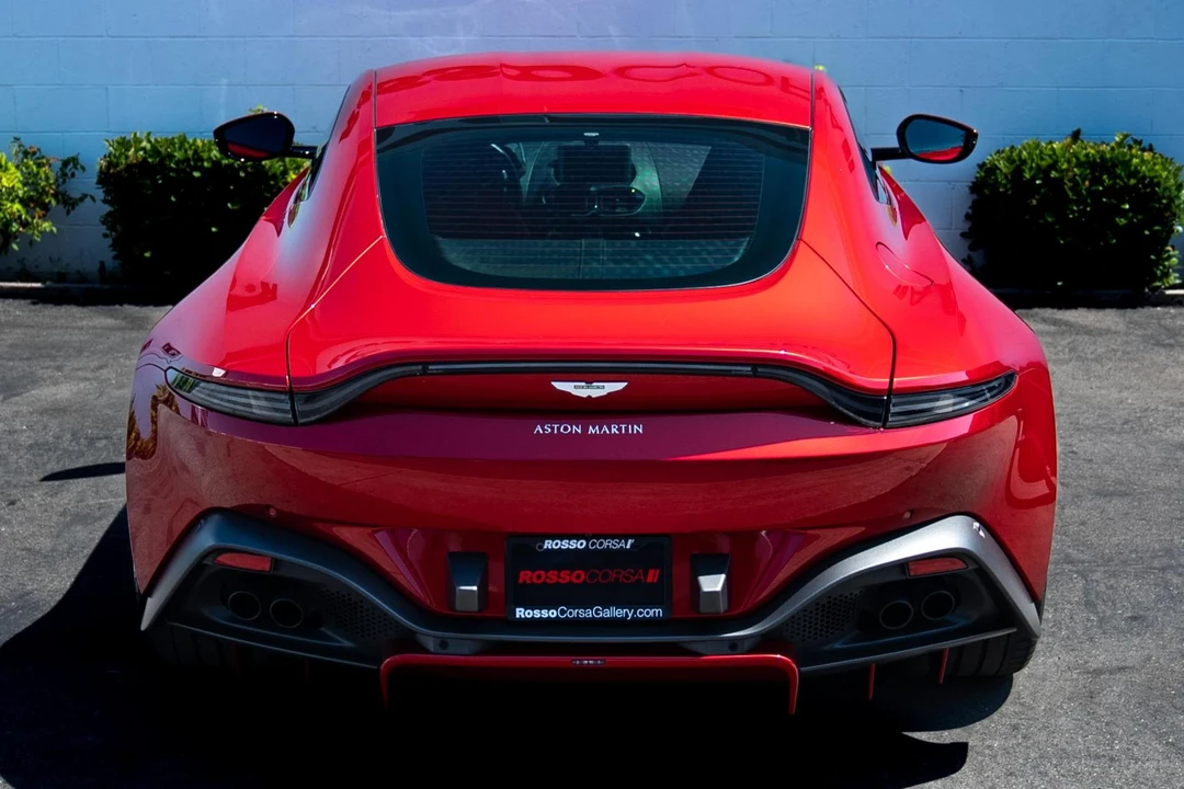 2021 Aston Martin V8 Vantage (2019+) - Image 5 of 31