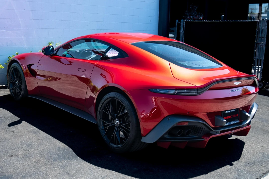 2021 Aston Martin V8 Vantage (2019+) - Image 4 of 31