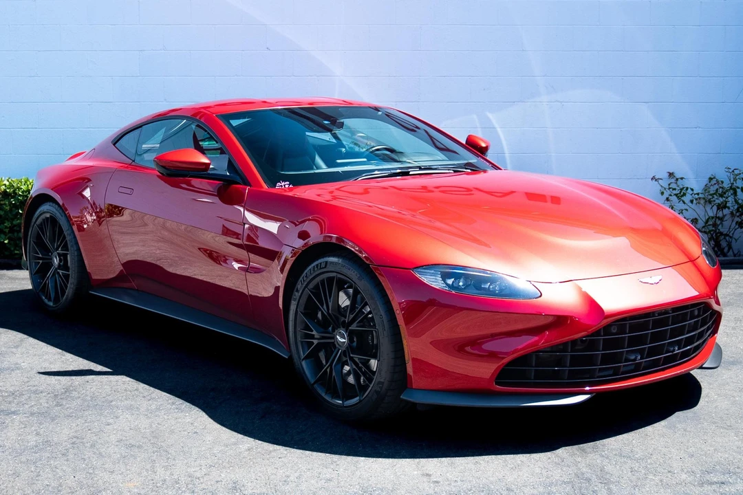 2021 Aston Martin V8 Vantage (2019+) - Image 3 of 31