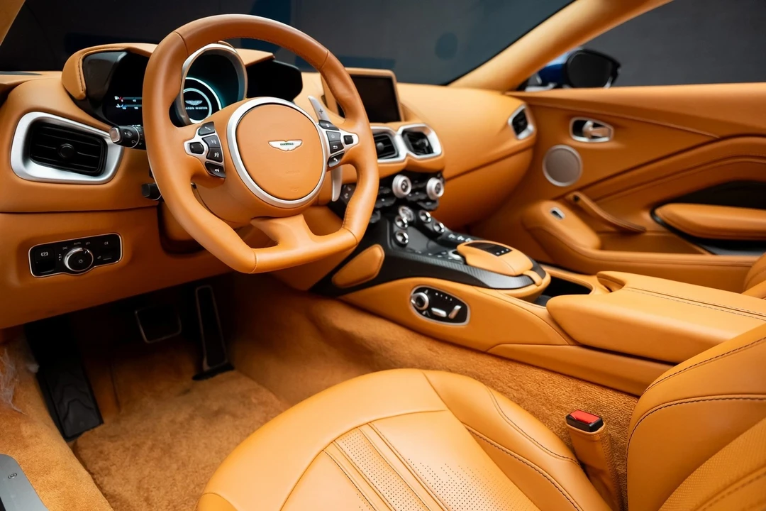 2021 Aston Martin V8 Vantage (2019+) - Image 2 of 21