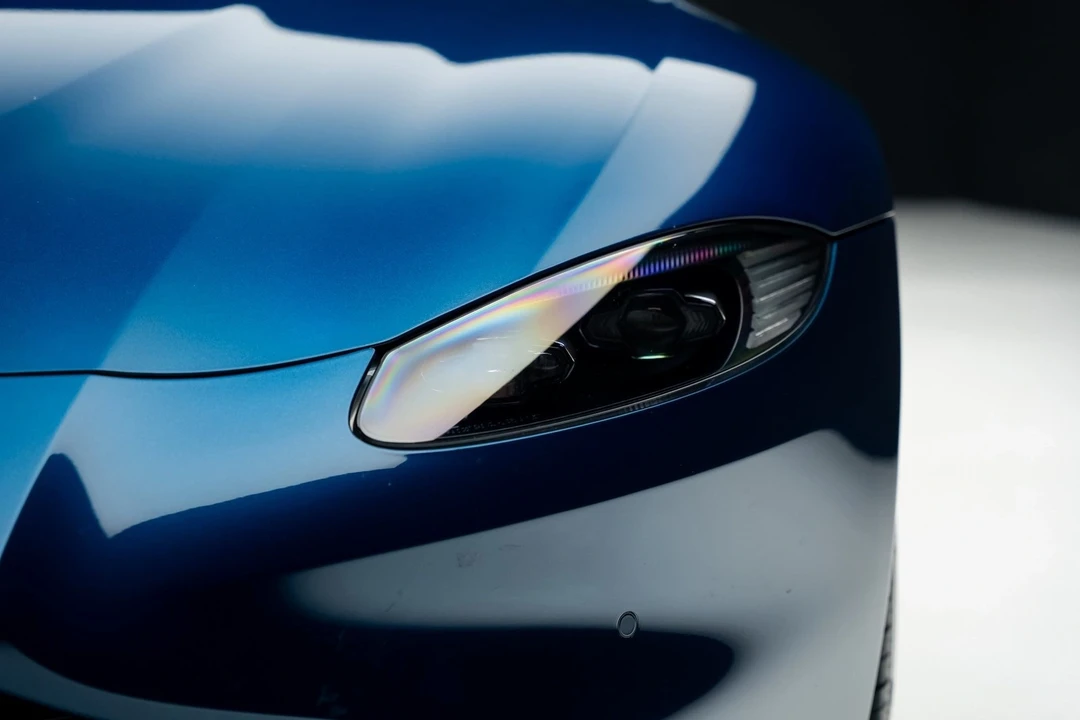 2021 Aston Martin V8 Vantage (2019+) - Image 12 of 21