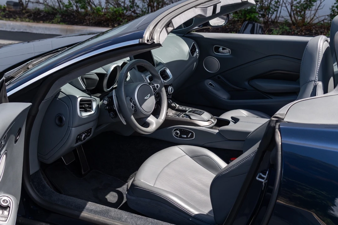 2021 Aston Martin V8 Vantage (2019+) - Image 6 of 21