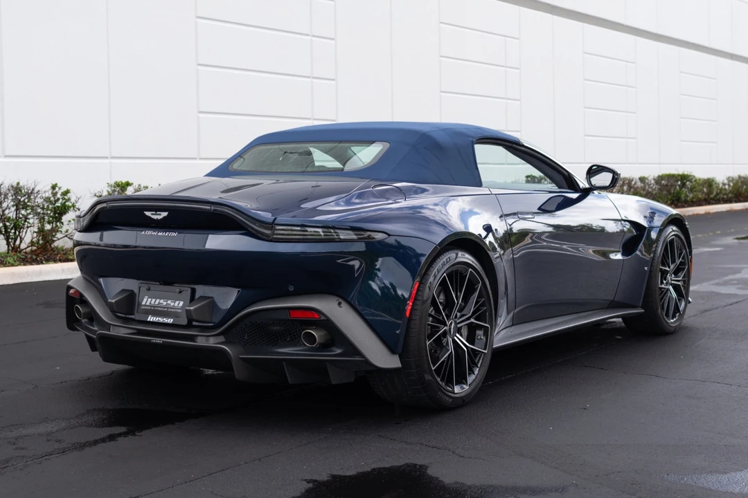 2021 Aston Martin V8 Vantage (2019+) - Image 14 of 21