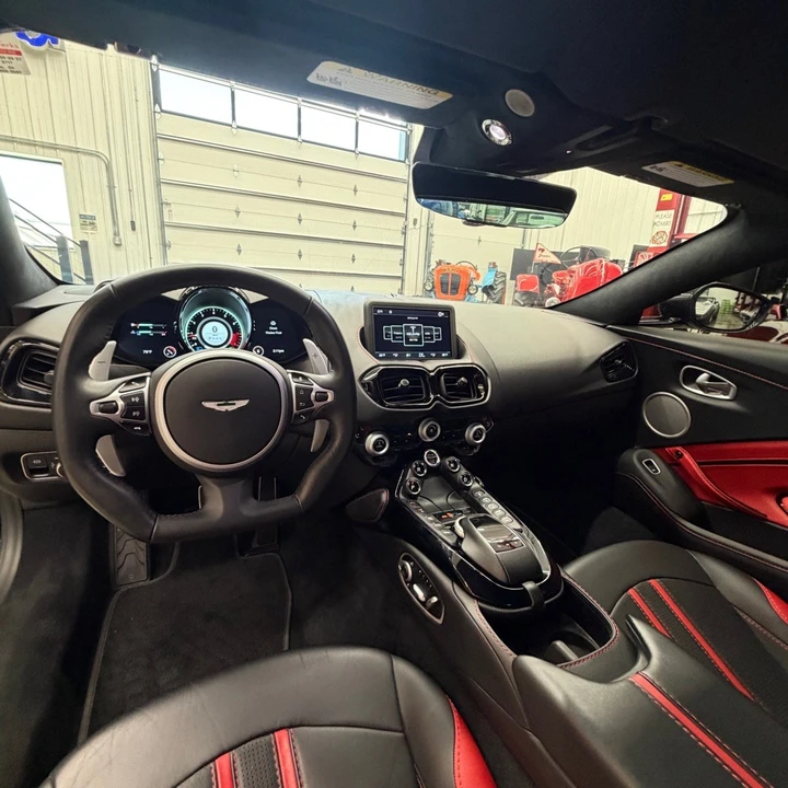 2021 Aston Martin V8 Vantage (2019+) - Image 9 of 22