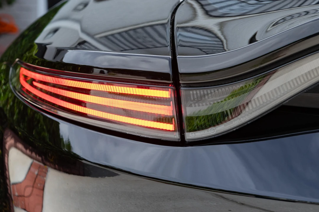 2021 Aston Martin V8 Vantage (2019+) - Image 22 of 31