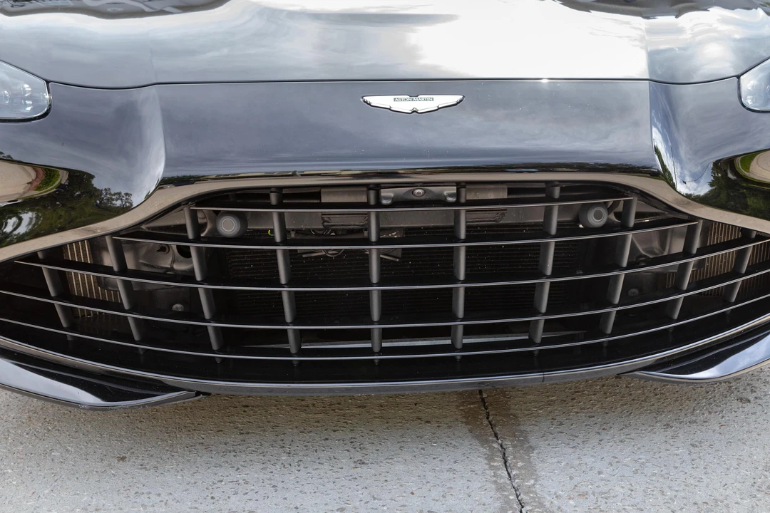 2021 Aston Martin V8 Vantage (2019+) - Image 14 of 31
