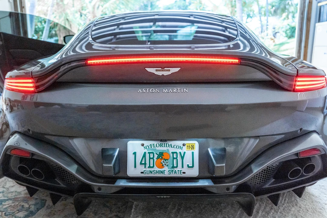 2021 Aston Martin V8 Vantage (2019+) - Image 12 of 31