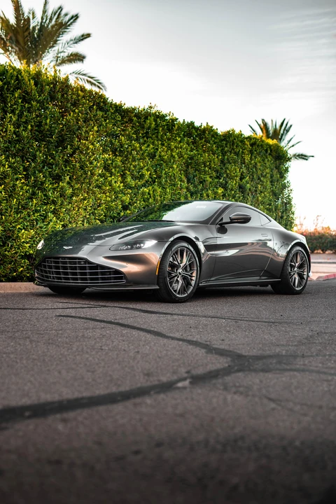 2021 Aston Martin V8 Vantage (2019+) - Image 11 of 31