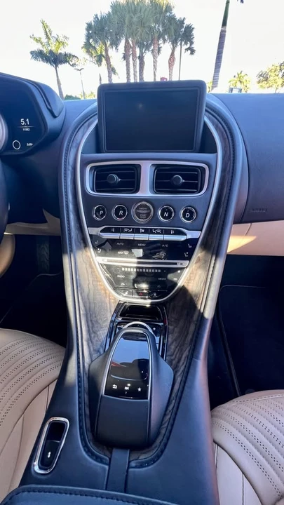 2021 Aston Martin DB11 - Image 14 of 15
