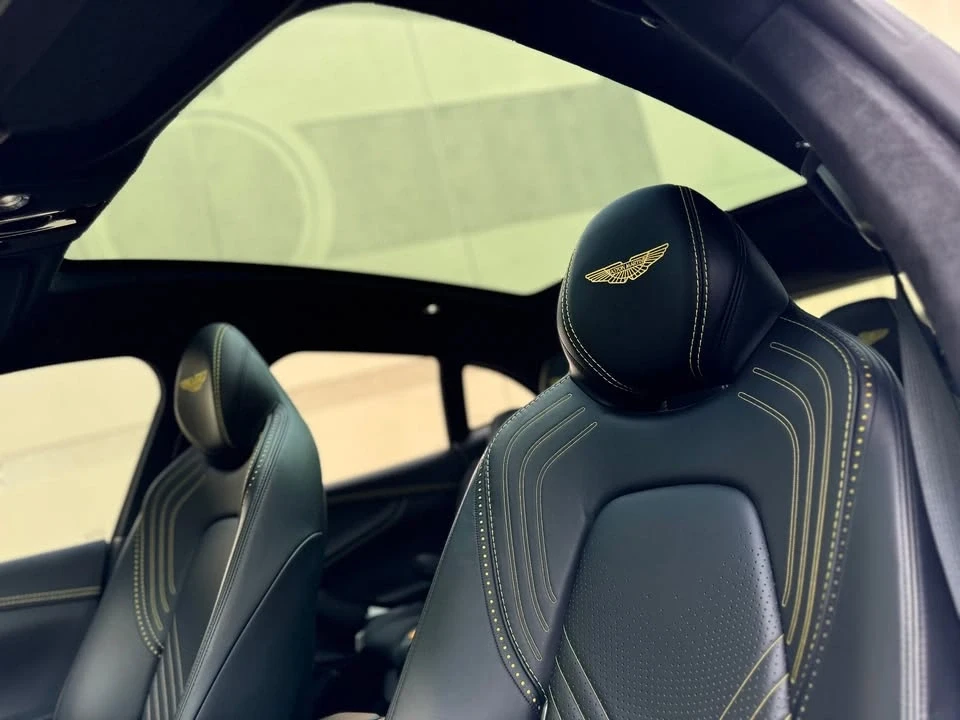 2021 Aston Martin DBX - Image 8 of 20