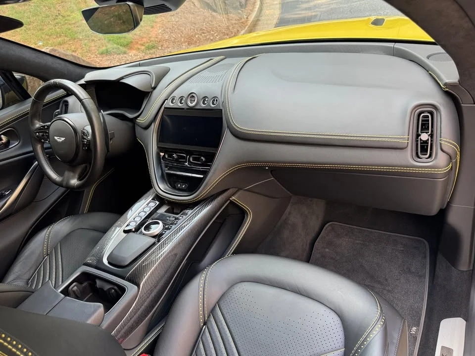 2021 Aston Martin DBX - Image 19 of 20