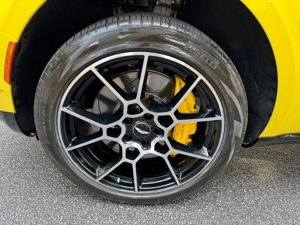2021 Aston Martin DBX - Image 15 of 20