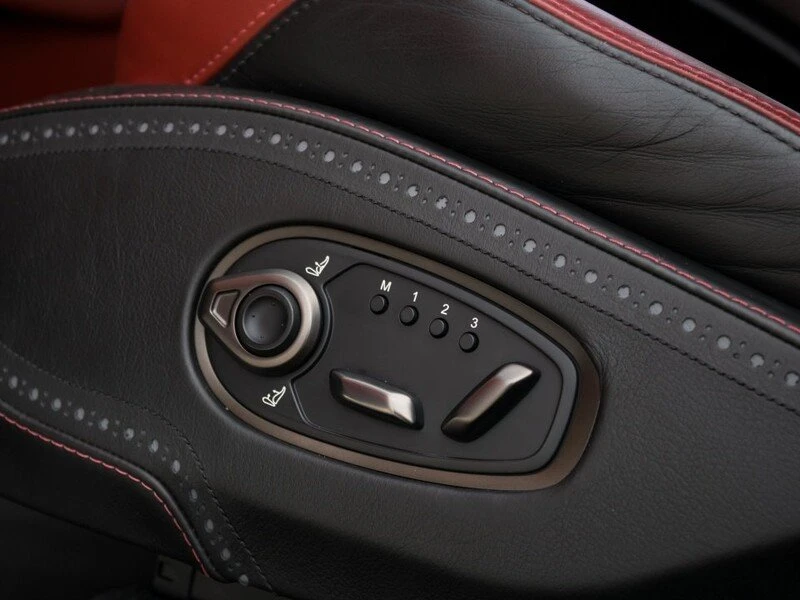 2021 Aston Martin DBX - Image 10 of 20