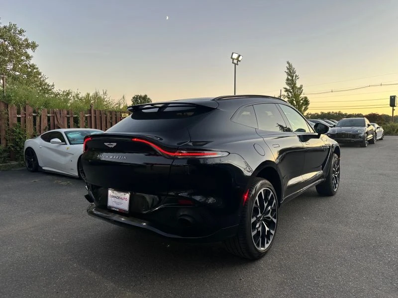2021 Aston Martin DBX - Image 4 of 17