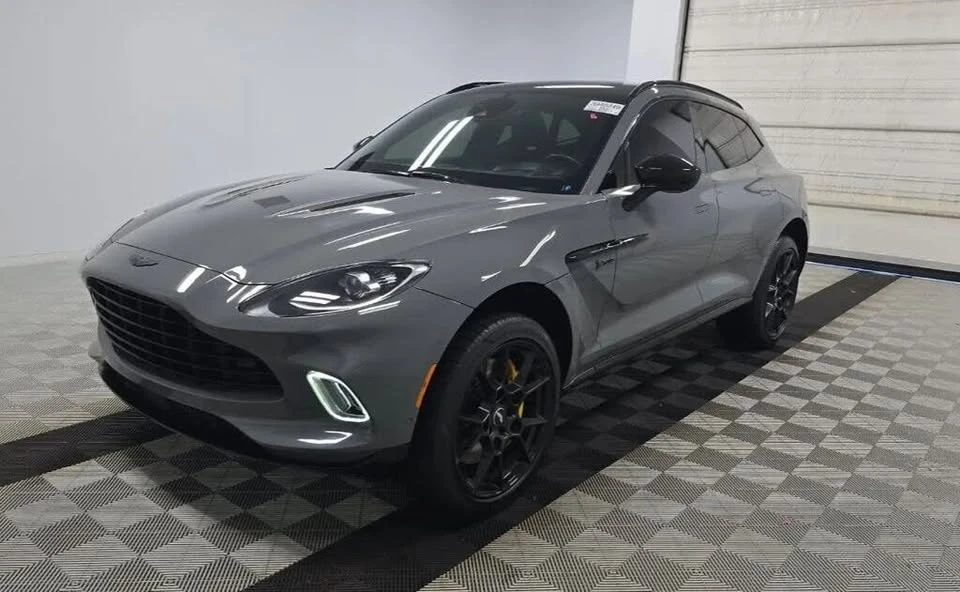 2021 Aston Martin DBX - Image 5 of 8