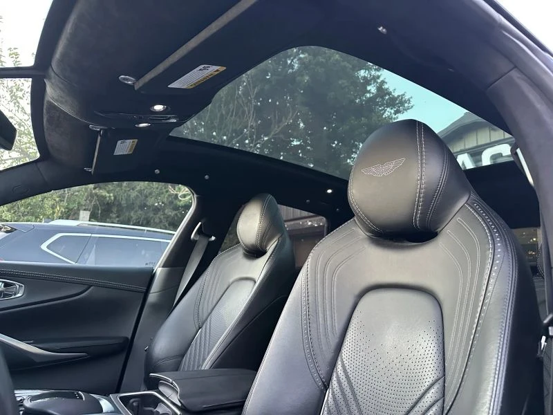2021 Aston Martin DBX - Image 12 of 17